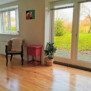  Apartment 300meter Walk To Lego House - 70m2 With Garden